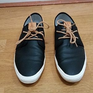 Aldo Casual Shoes Black US Size 9
